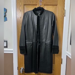 **DONATED** 😍 3/4 Length Leather Coat